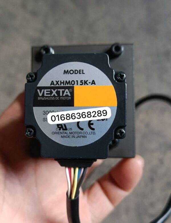 VEXTA AXHM015K-A Stepper Motor