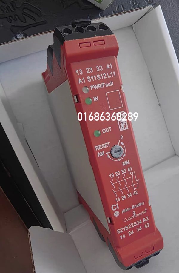 Allen Bradley Guardmaster 440R-S13R2 Monitoring Safety Relay