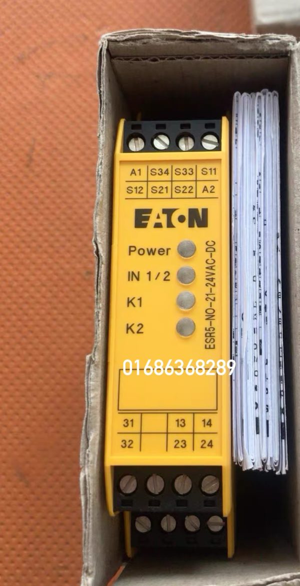 Eaton ESR5-NO-21-24VAC-DC Emergency Stop And Safety Door Monitoring Relay