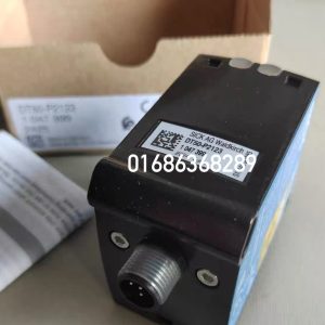 SICK DT50-P2123 DISTANCE SENSOR